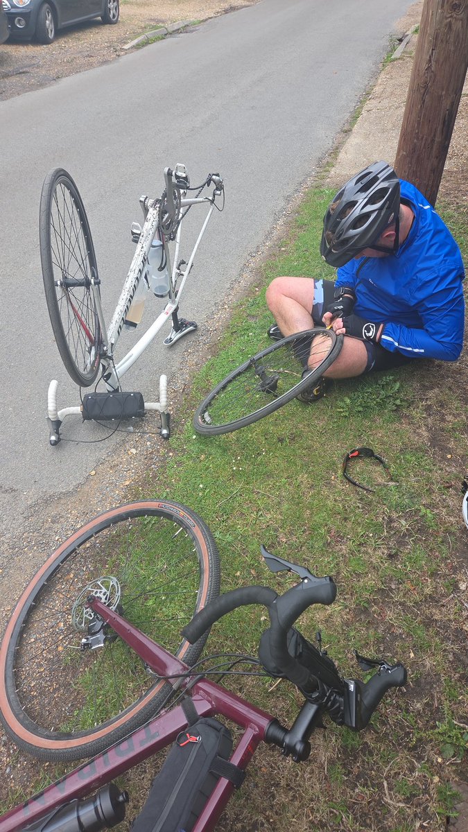 beanohcc's tweet image. New Forest 100 cancelled due to weather but cracked on anyway. World of hurt and last 40 miles were horrendous. Got the bug.