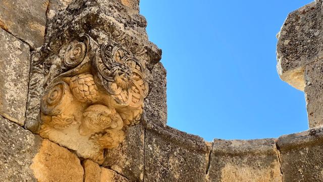 📍 Alahan Manastırı - Mut / Mersin
🌄 “Torosların zirvesinde bir uyanış…”
✨ Mersin’in Ayasofyası’ndan herkese günaydın!
Yeni günün ilk ışıkları gibi umutla, sağlıkla, huzurla dolsun kalbiniz. 🌞
#Günaydın #AlahanManastırı #Mut #Mersin  #ToroslarınKalbinde #DoğaVeTarih