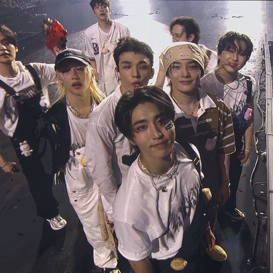 ♪‧₊ rona ₊‧ 🍃 ‧₊˚ tweet media