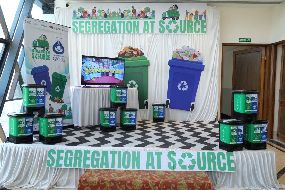 mtdngo's tweet photo. Ever wondered where your waste goes? 🤔♻
We explored that at the Eco-Friendly Ganpati Utsav on 2nd March with Project Shoonya!
700+ people, 60+ volunteers—turning awareness into action. 💚
Thanks to #GICRe, this is just the beginning! 🌍
#WasteSegregation #EcoGanpati https://t.co/Obpnke5TAC