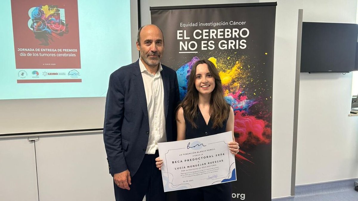 H12Octubre's tweet photo. 👏 Lucía Mondéjar, investigadora del Grupo de Neurooncología #H12O, obtiene una prestigiosa beca para estudiar la reprogramación epigenética en tumores cerebrales en niños.

Apostamos por la investigación #DíaMundialdelosTumoresCerebrales #somosdel12 

 🔗 https://t.co/e799Gilfcw https://t.co/6MoGiOHp6L