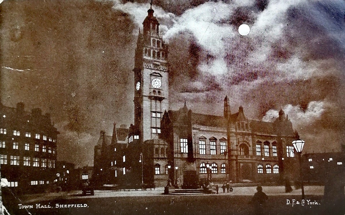 Sheffield Town Hall postcard, stamped October 19th 1904