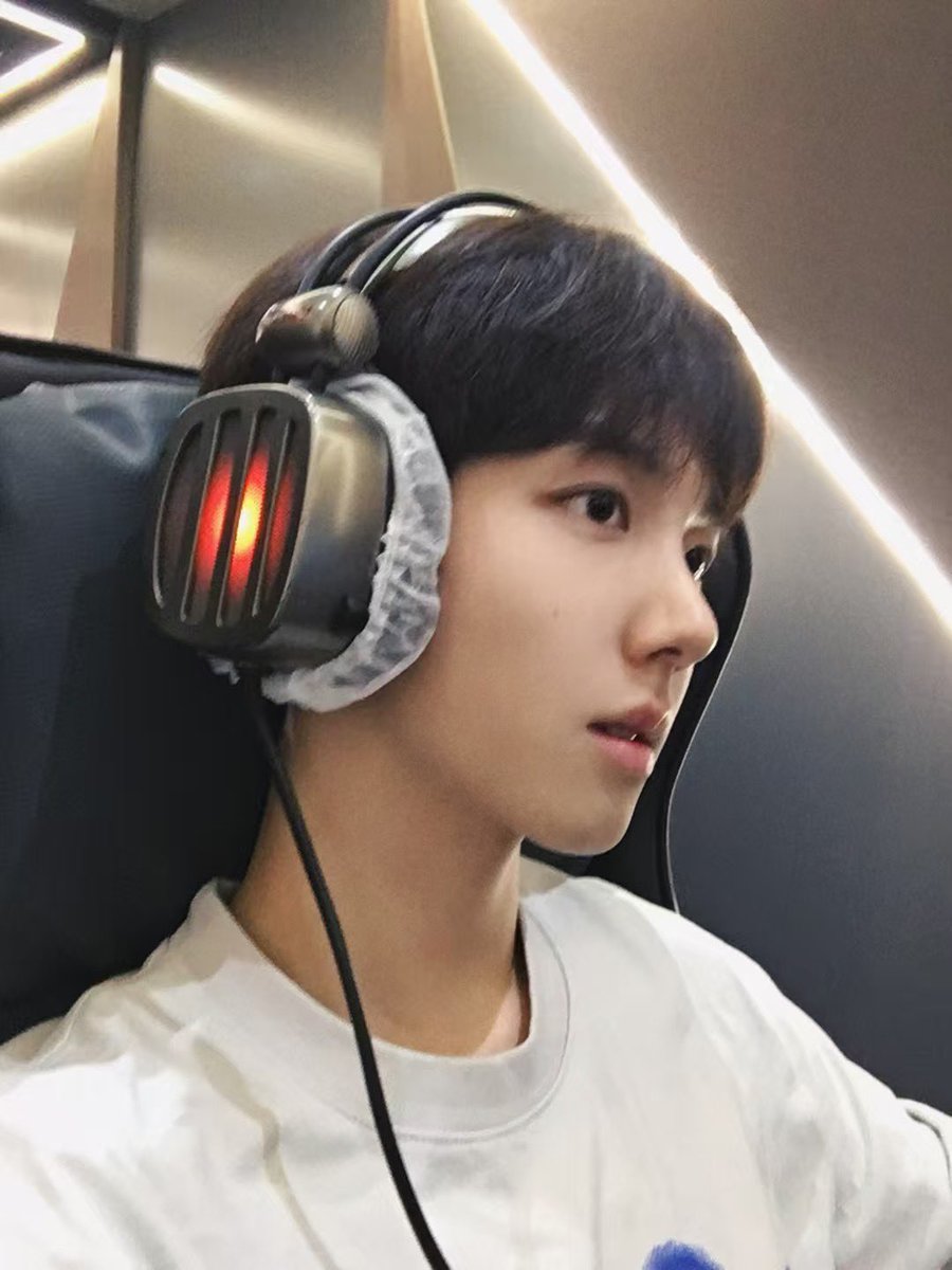 doumi1920's tweet photo. 打瓦 https://t.co/v0jm8uoGvA