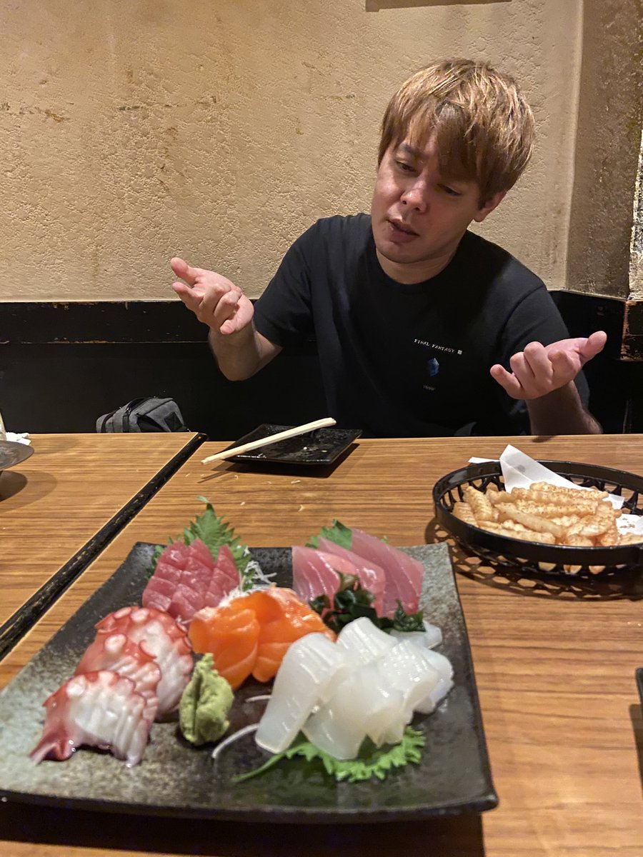 BUZZ RAN tweet media