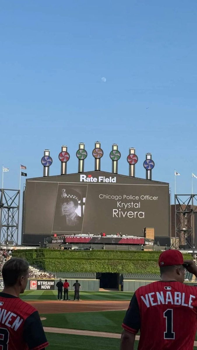 Classy gesture.

Thank you Mr. Reinsdorf.