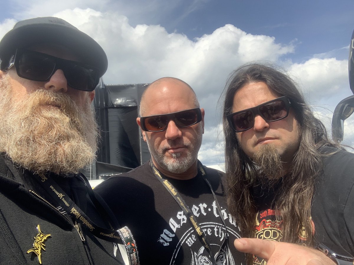 Rob Dukes tweet media