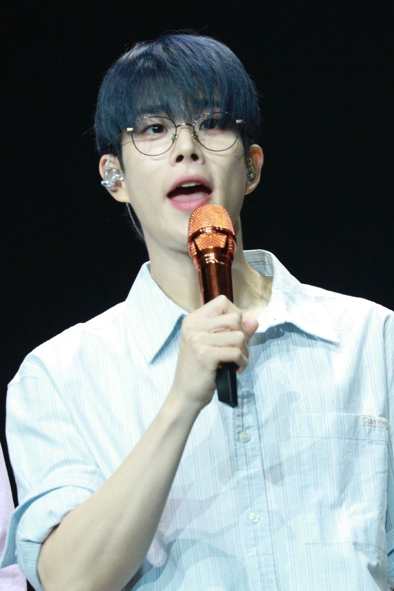 250608 아스트로 The 4th ASTROAD [Stargraphy]

엠랑둥이💕

#ASTRO #MJ #아스트로 #엠제이 #김명준