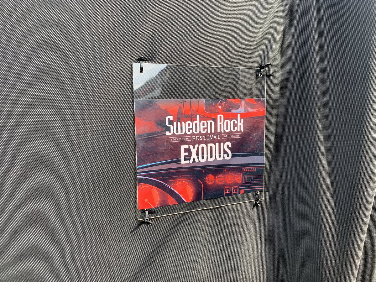 Rob Dukes tweet media