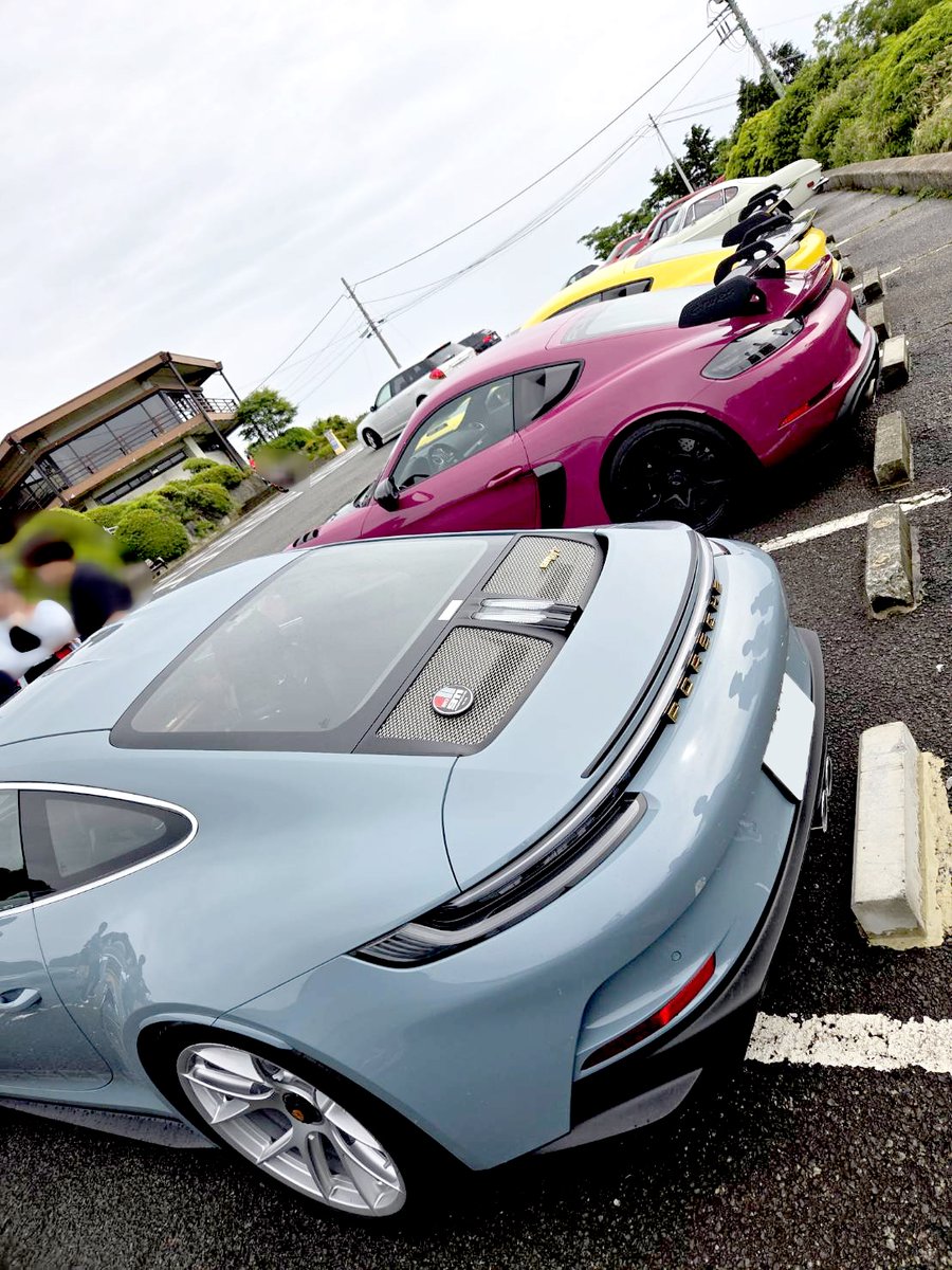 快感すぎる！ ポルシェのサーキット専用マシン、718ケイマンGT4