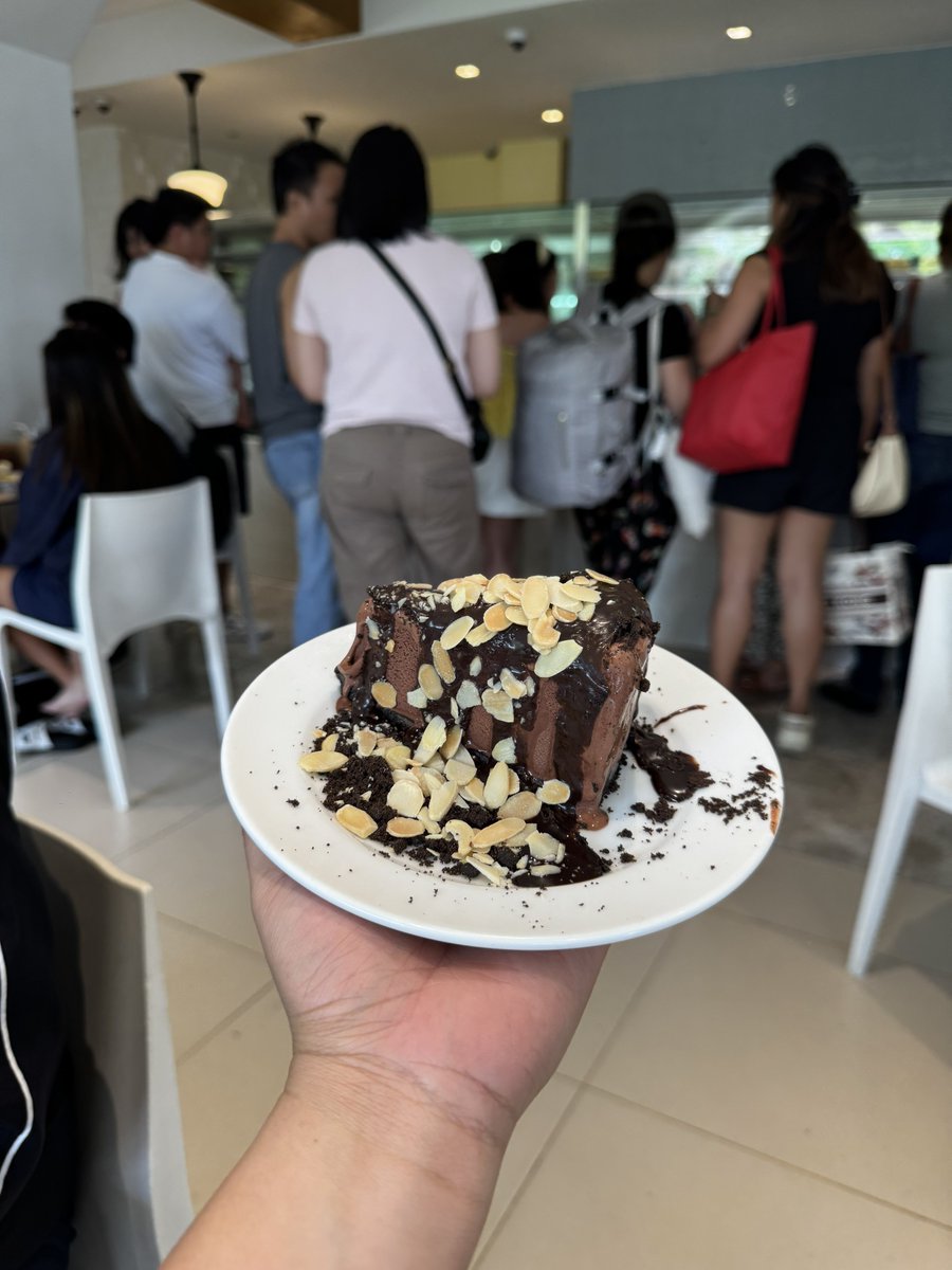 dAda dEaR tweet media