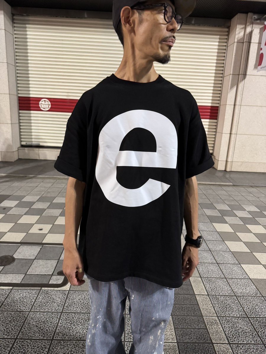 ellmer_JAM's tweet photo. 今日もstreetjamを実施します。Baの佐藤さんは自作のellmer Tシャツを突然創り出しております。販売予定はありません。

《STREET ECHO Vol.13.5》
STREET JAM 
6/8(日)
20：30〜　栄三越前 https://t.co/713GmJprnO