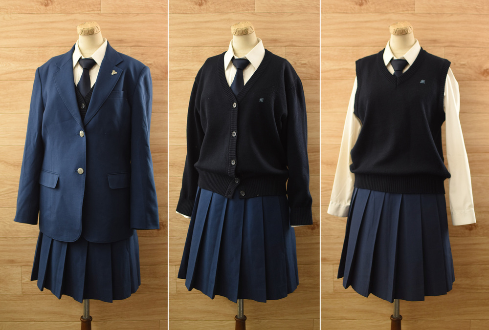 千葉県立松戸六実高等学校 女子ブレザー制服が出品されました。 現在