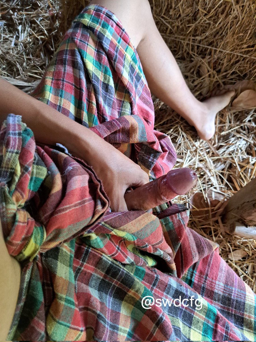 ถอกควยยุทุ่งนา เสียวๆ