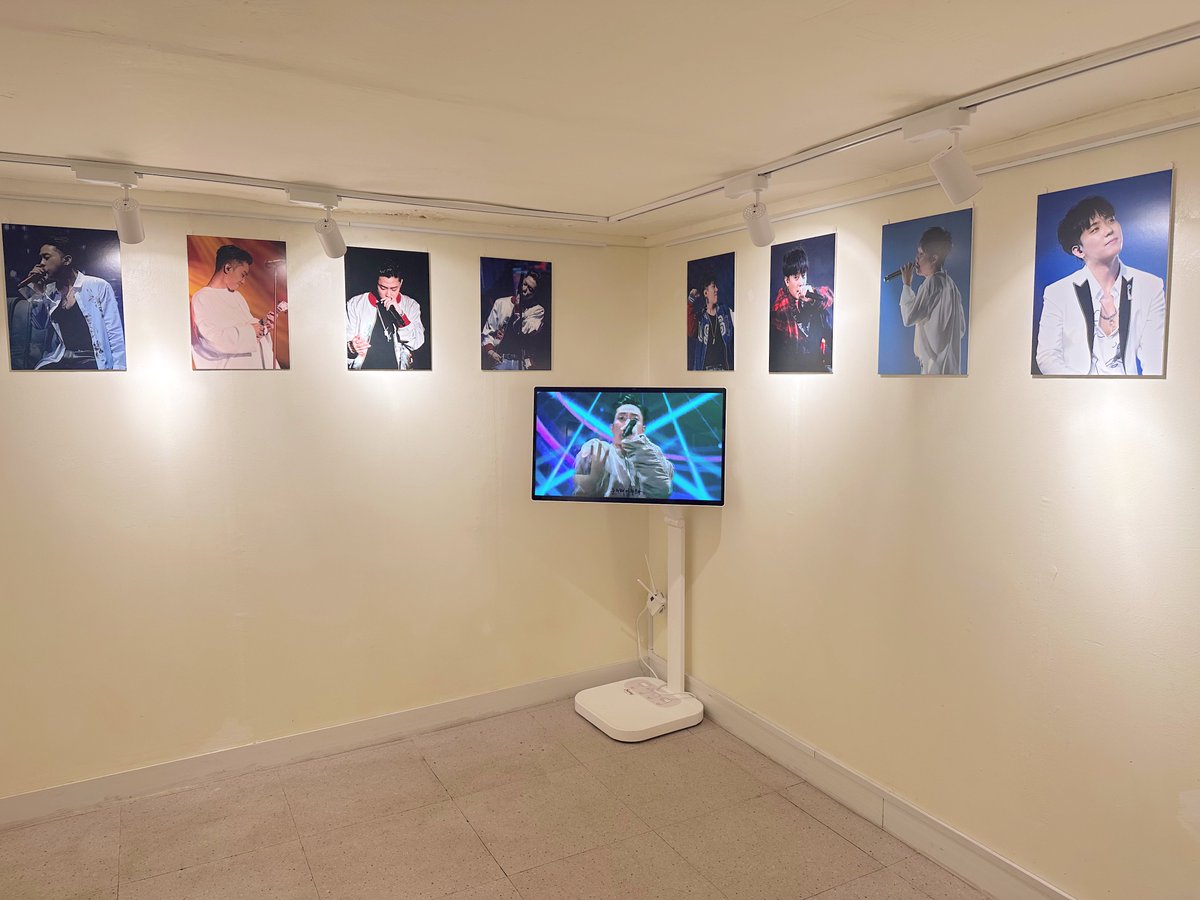 ₊*̥˖ 𝑹𝒆𝒕𝒓𝒂𝒄𝒆 ⊹*̥ .
𝐆𝟏 𝐁-𝐃𝐀𝐘 𝐂𝐀𝐅𝐄 𝐄𝐕𝐄𝐍𝐓

🤙🏾시간내서 방문해주고 계신 모든 분들 감사합니다 🙇🏻‍♀️
🤙🏾B1 전시실에는 사진과 영상이 전시되어 있습니다. 
🤙🏾매장 내 테이블 이용은 만석 시 1시간 입니다 .

#은지원 #eunjiwon #G1
#WILL_ALWAYS_BE_HERE_FOR_G1