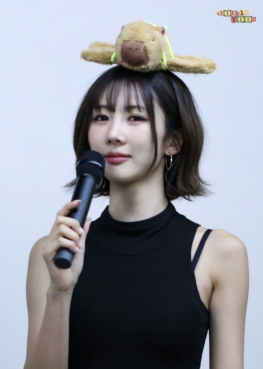 dc_doubleyoou's tweet image. 250531 케타포 팬싸🐶

카피바라가 떨어져서 윻무룩😟

#드림캐쳐 #Dreamcatcher
#유아유 #UAU
#유현 #YOOHYEON
#Dreamcatcher_UAU