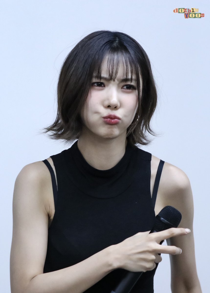 dc_doubleyoou's tweet image. 250531 케타포 팬싸🐶

카피바라가 떨어져서 윻무룩😟

#드림캐쳐 #Dreamcatcher
#유아유 #UAU
#유현 #YOOHYEON
#Dreamcatcher_UAU