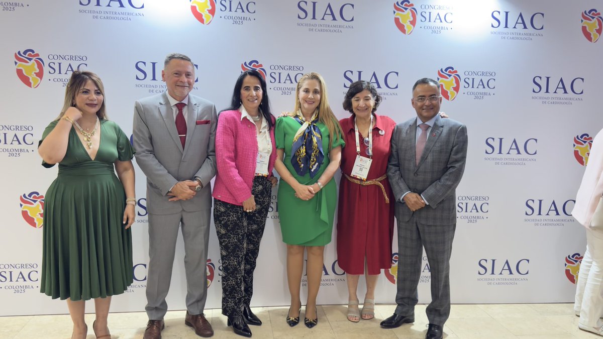 GabrielaBorrayo (@gabrielaborray3) on Twitter photo Un honor ser parte de este gran equipo <a href="/SIAC_cardio/">SIAC</a> con <a href="/AnaGMuneraE/">Ana G. Múnera Echeverri</a> <a href="/Risantilopezcar/">Ricardo Lopez Santi</a> <a href="/aracelilm/">ARACELI DELGADO</a> y Vladimir
👏🏼👏🏼👏🏼👏🏼👏🏼 Un honor ser parte de este gran equipo <a href="/SIAC_cardio/">SIAC</a> con <a href="/AnaGMuneraE/">Ana G. Múnera Echeverri</a> <a href="/Risantilopezcar/">Ricardo Lopez Santi</a> <a href="/aracelilm/">ARACELI DELGADO</a> y Vladimir
👏🏼👏🏼👏🏼👏🏼👏🏼