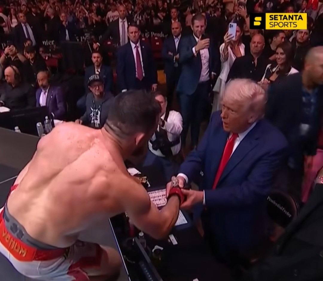 Giorgi Kvirikashvili (@kvirikashviligi) on Twitter photo Congratulations to <a href="/MerabDvalishvil/">Merab βThe Machineβ Dvalishvili</a> for retaining the bantamweight title with another - even more fascinated - win over Sean O'Malley at #UFC316!! Congratulations to <a href="/MerabDvalishvil/">Merab βThe Machineβ Dvalishvili</a> for retaining the bantamweight title with another - even more fascinated - win over Sean O'Malley at #UFC316!!