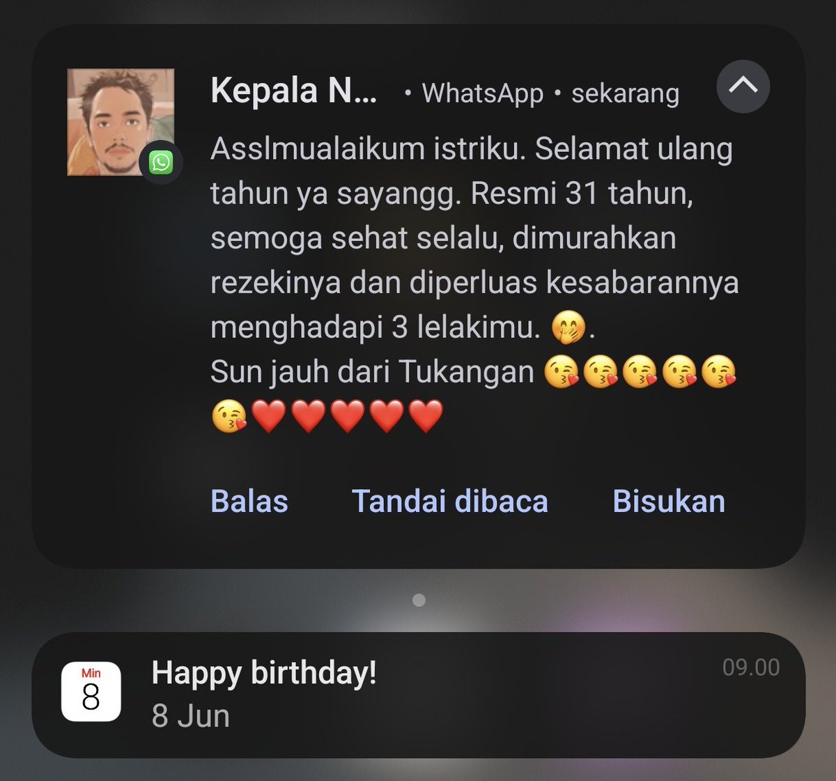 Perlu diabadikan ini, jarang sekali pake emot lope lope banyak , atau ini sebuah kode dan tanda alam? 🤣🤏
But thanks my best husband yg selalu sabar bgt dan selalu mengupayakan yg terbaik untuk keluarga. Masyaallah tabarakallah. Allahumaa barik ❤️