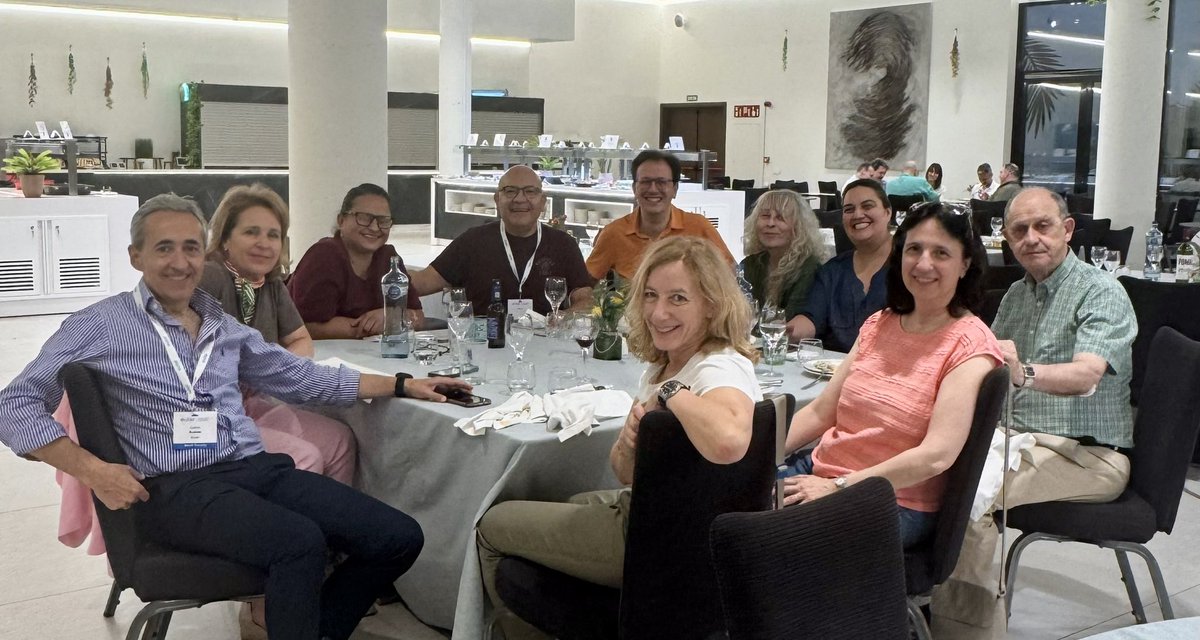 Segundo día 🇪🇸🇪🇺🇲🇽🇮🇹 con todo 👊<a href="/eular_org/">EULAR</a> <a href="/ColMexReuma/">ColMexReuma</a>