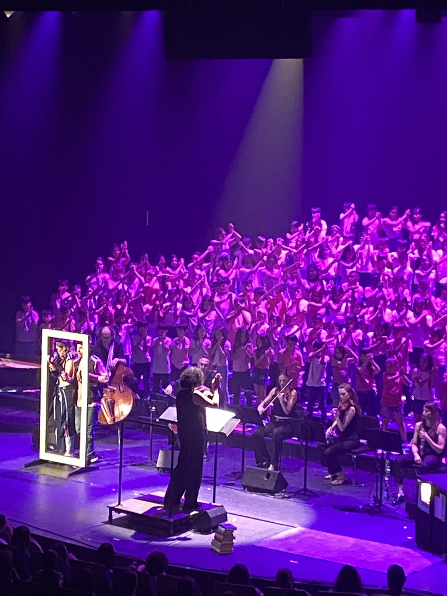 Escola Els Picots tweet media