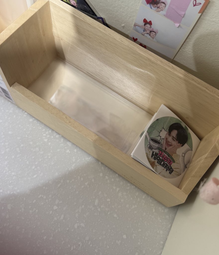 빽다방 컵홀더는 소진이에요,,400개 준비했는데 다 소진이 되었더라고요,,여유있게 준비한다고 준비했는데 핳ㅎ하^ㅜ 여분으로 남겨둔 도무송탈탈털어서 네컷매장에 놔뒀으니 원하시는 분들은 가져가셔도 됩니다😉