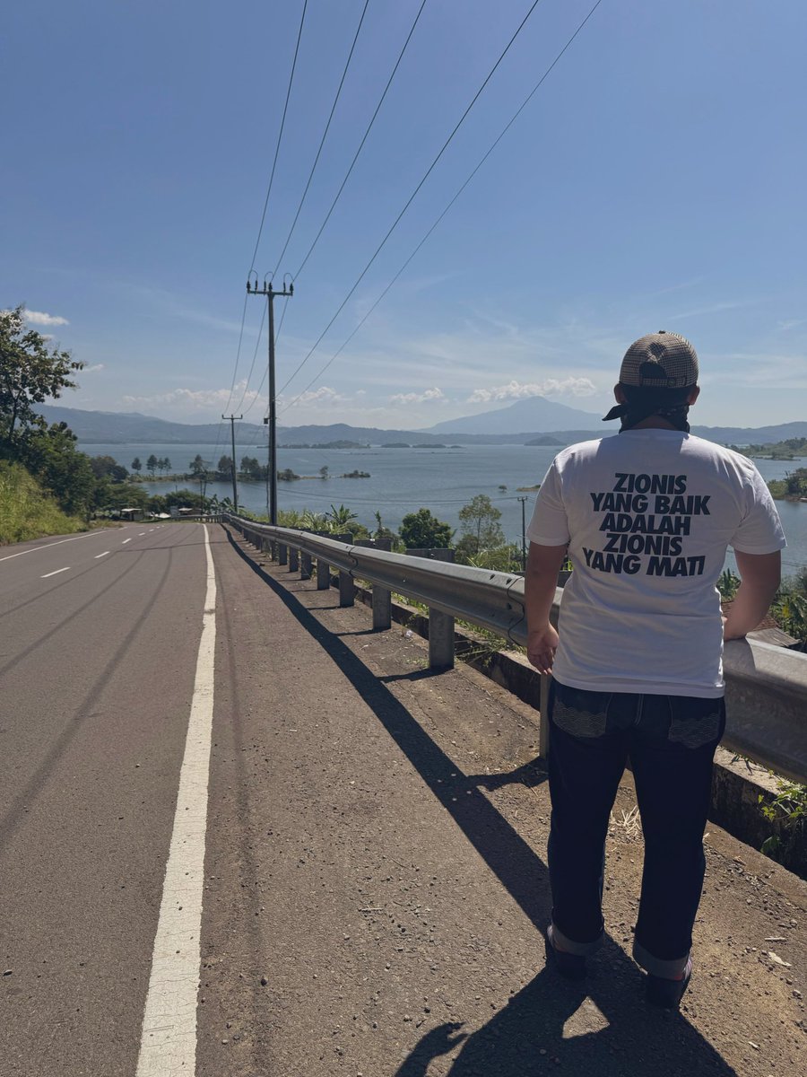 HANTULUCU (@huntermieayam) on Twitter photo 