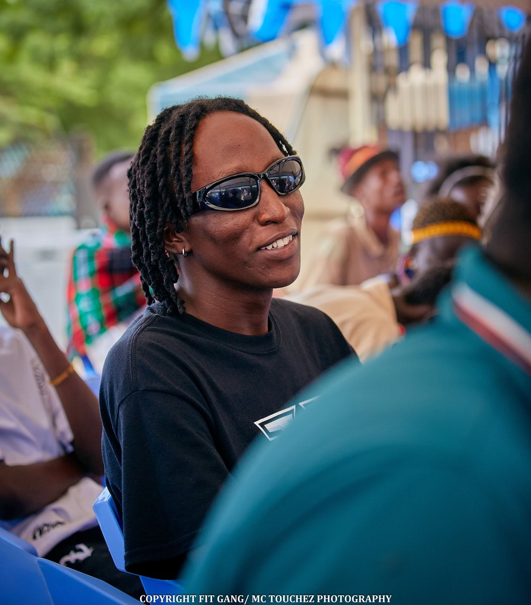 PascalKito1's tweet image. Being surrounded by 200 inspiring youth and community members, all coming together to share, create, and heal, was deeply moving.
@Easy_fitgang
#KakumaConnect #CommunityHealing #YouthVoices #ArtForChange #SportsForHope #RefugeeLeadership #Kakuma