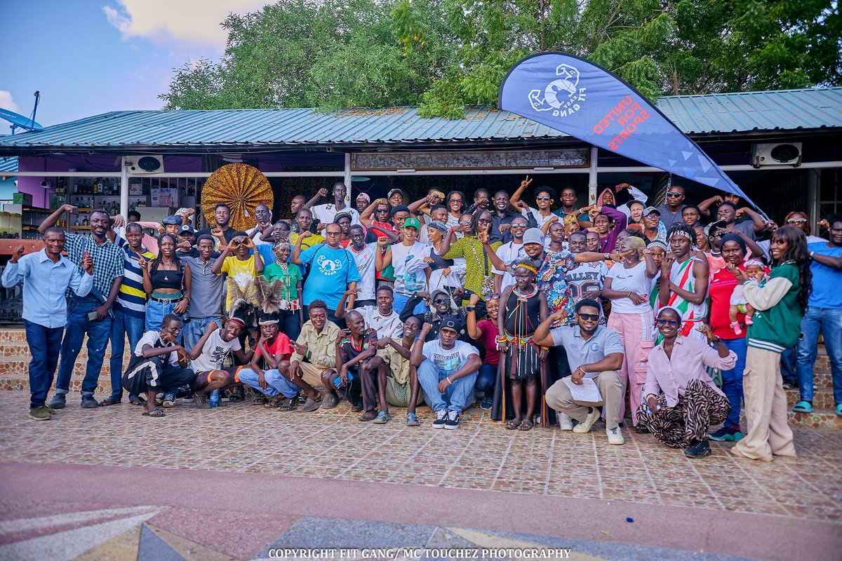 PascalKito1's tweet image. Being surrounded by 200 inspiring youth and community members, all coming together to share, create, and heal, was deeply moving.
@Easy_fitgang
#KakumaConnect #CommunityHealing #YouthVoices #ArtForChange #SportsForHope #RefugeeLeadership #Kakuma