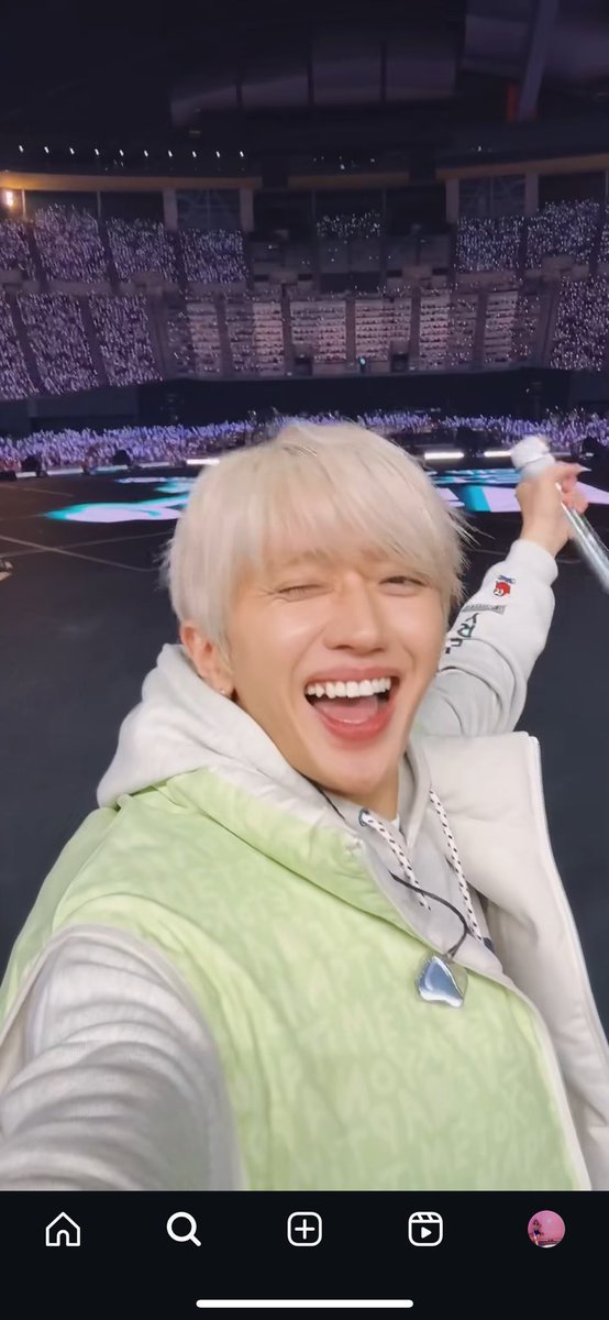 札幌ピスタチオベスト、札幌でNissy着てるの見て可愛すぎて絶対に欲しいと思ったけどお値段見てひよってる😔💧
3万だもんなぁ〜。