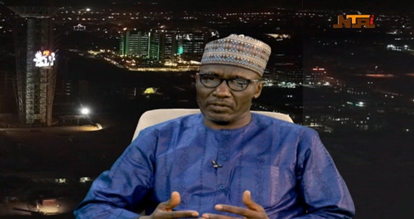 UmarMeremi's tweet photo. #Throwback:
As Mr. Mele Kyari excelled in leadership excellence, he redefined the standards of performance and accountability in Nigeria’s oil and gas sector. Through his visionary stewardship at #nnpclimited, he steered the company toward greater operational efficiency, … https://t.co/kkyZqFbai7