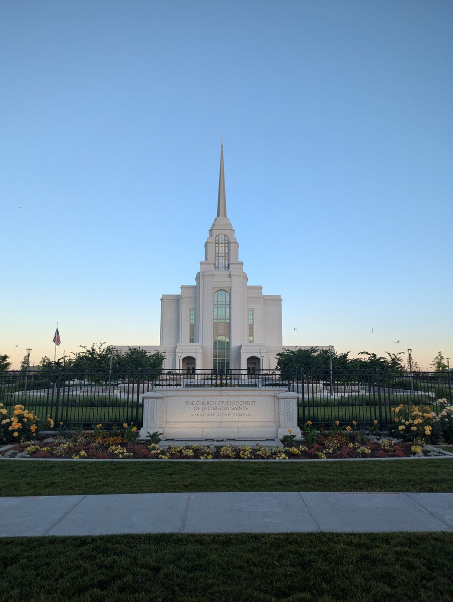 jonryanjensen's tweet image. The morning breaks on the Syracuse Utah Temple. President @NelsonRussellM will dedicate the newest house of the Lord for The Church of Jesus Christ of Latter-day Saints at 4pm today. This is the Church's 206th dedicated temple. Full coverage coming later today on @the_churchnews.