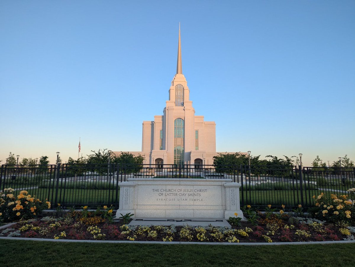 jonryanjensen's tweet image. The morning breaks on the Syracuse Utah Temple. President @NelsonRussellM will dedicate the newest house of the Lord for The Church of Jesus Christ of Latter-day Saints at 4pm today. This is the Church's 206th dedicated temple. Full coverage coming later today on @the_churchnews.