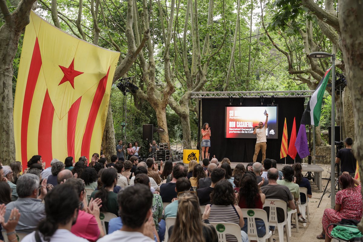 No hi ha millor manera de defensar el país que construir el país

La CUP parlem clar: català, habitatge i un model econòmic per “construir” el país. Iniciem una nova etapa i fixem les seves prioritats camí cap a les municipals

#TerraFuturLlibertat