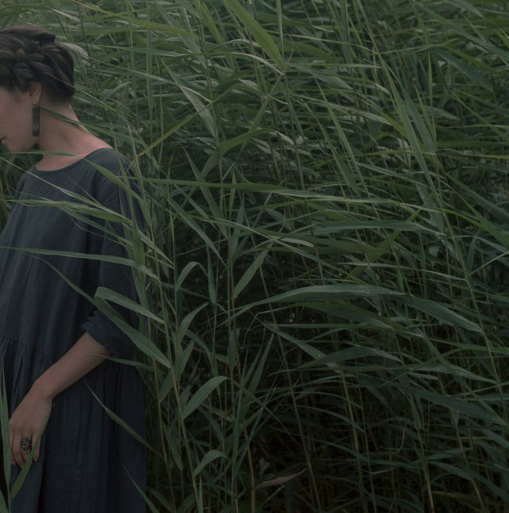 <a href="/Frances52779614/">Francesco✍️ Un Poetico Sentire©️</a> Ritarda il fremito della chioma
 fitta e fresca davanti
 alla finestra – la nuvola
 si sposta di un millimetro –
 vieta a questi voli
 di oscurarci.

Leonardo Sinisgalli