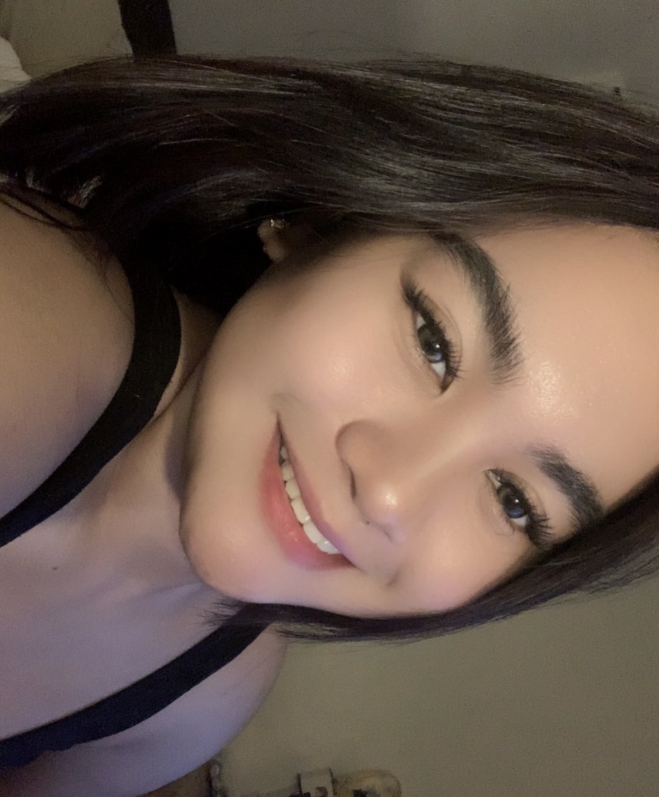 Zattiiee_'s tweet photo. TRUST ME I'VE BEEN BROKEN BEFORE 🤷🏻‍♀️ https://t.co/s2TP9Flz6Z