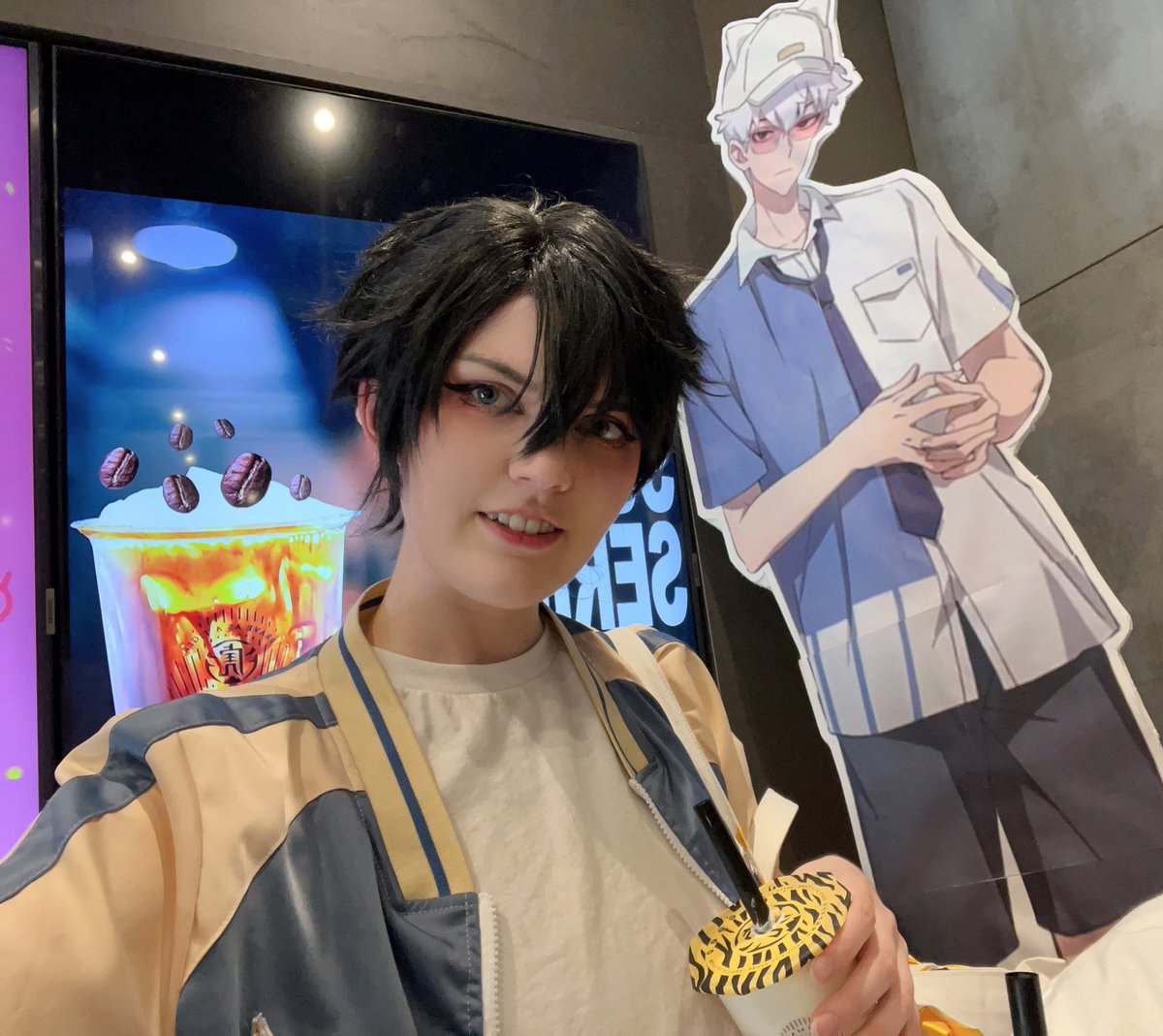 Meaghan @ CEO of Angel CXS and Demon LG (@ariaxaia) on Twitter photo Had so much fun at the Link Click cupsleeve event in Toronto yesterday! Lots of driving but it was totally worth it!!! Thank you <a href="/mintsushii/">julia ๐ shop open!</a> for hosting!!
(Iโll post some more pictures later weeee) Had so much fun at the Link Click cupsleeve event in Toronto yesterday! Lots of driving but it was totally worth it!!! Thank you <a href="/mintsushii/">julia ๐ shop open!</a> for hosting!!
(Iโll post some more pictures later weeee)