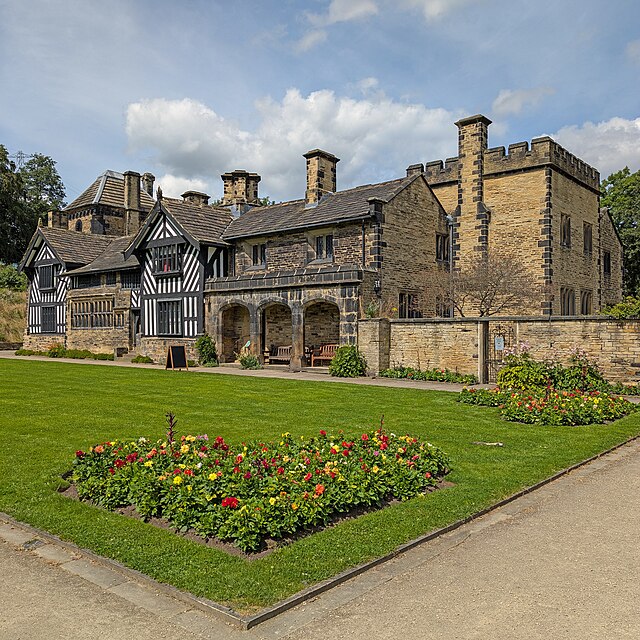 Shibden Hall was built in the early 15th century by clothier William Otes, on land with "good water and sheep-grazing fields." The original timber house had a different layout, with galleries around a large central hall. After William’s death, a legal battle over inheritance