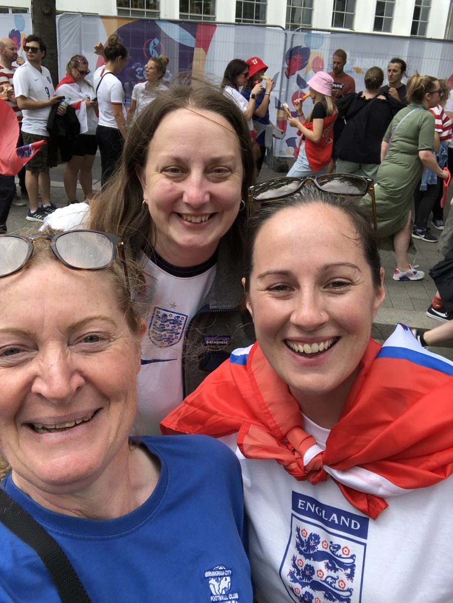 Sally Haines tweet media