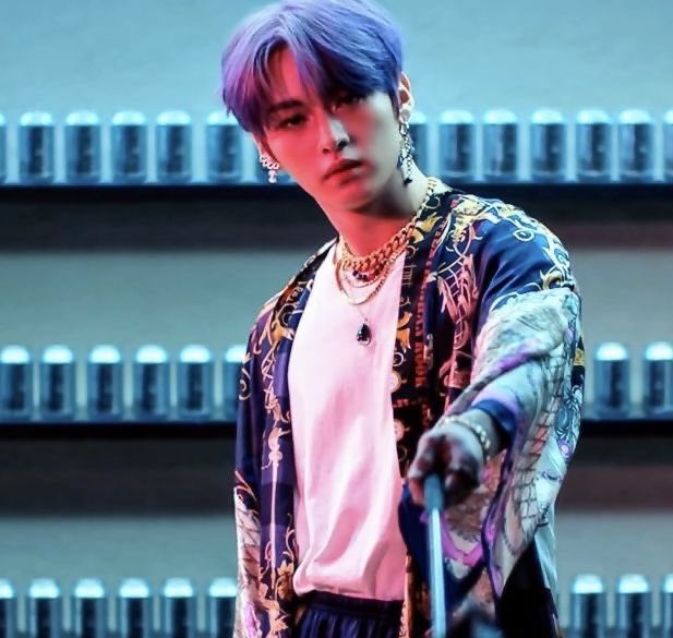 난 ㅈㅉ 야쿠자같은 미노 좋아함
< <뭔말알？