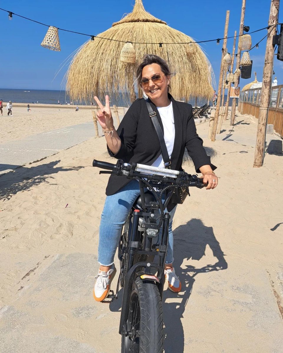 🌞 Op pad met vrienden of het gezin? Huur een E-chopper, FunBike of E-Step en ontdek samen de duinen &amp; kust! 🚲

✅ Lekker buiten
✅ Veel lachen
✅ Mooie route
✅ Voor jong &amp; oud
👉 Boek je FUN-voertuig: havefunevents.nl
#familieuitje #echopper #noordwijk #havefunevents
