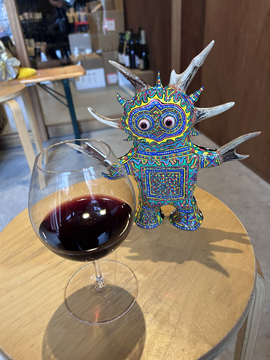 ユウラ tweet media