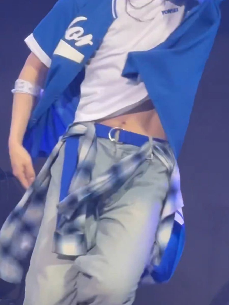 the face✨️                                      the abs🔥