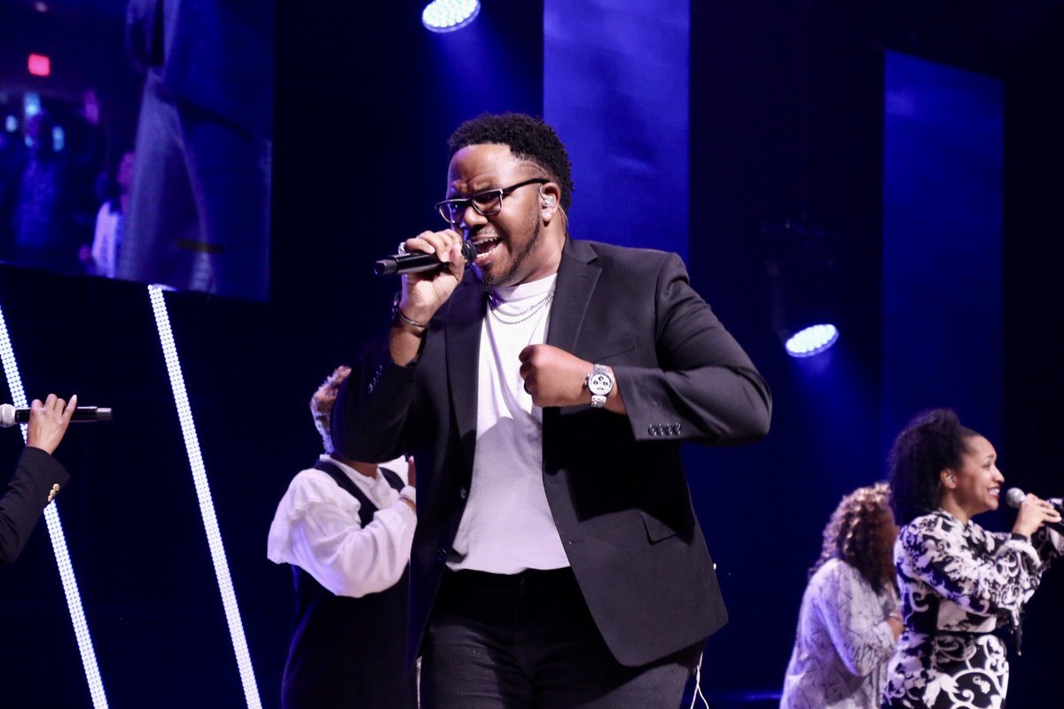 NewLifeDecatur's tweet image. There’s a praise on the inside that we can’t keep to ourselves! Join us for Sunday Worship service at 9am ET LIVE and online &amp;amp; 11:30am ET online only. Streaming available on Facebook, YouTube and newlife-atl.org