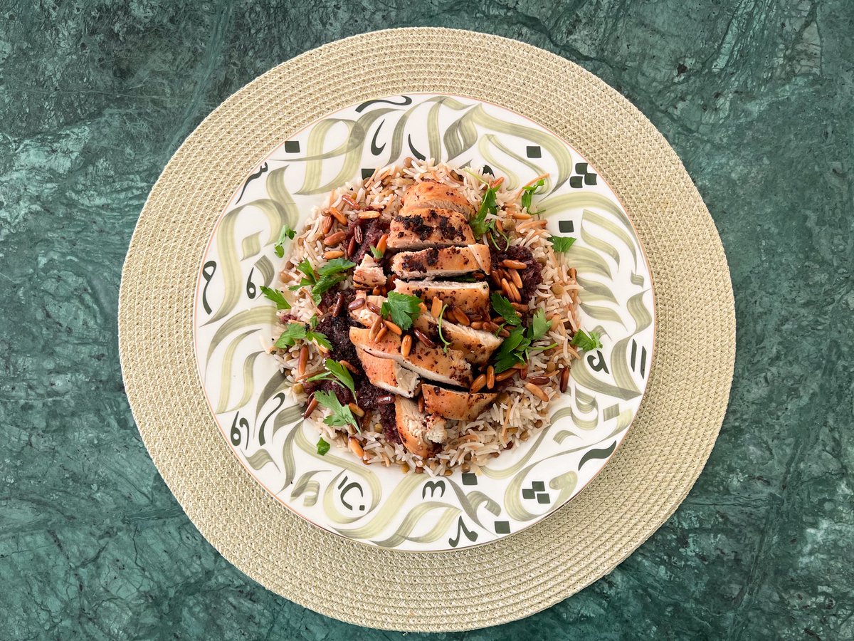 Mansoorlee's tweet photo. Today’s lunch Palestinian Chicken Musakhan 🇵🇸

Not joking when I say this is one of the best meals I made in recent memory 🤍 https://t.co/d1kexs3RAb