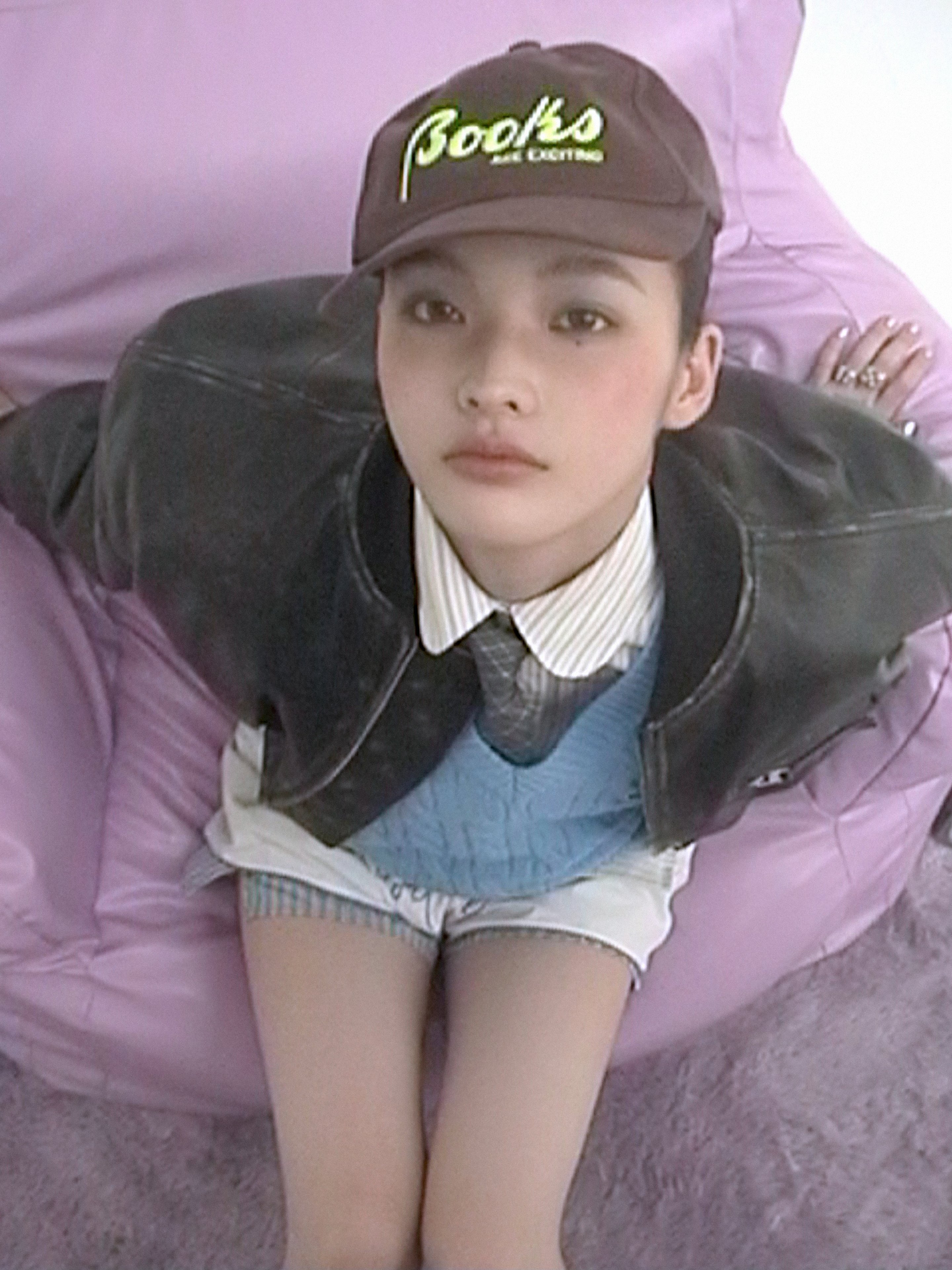 ILLIT(아일릿) 'bomb' Concept Photo (GLLIT Ver.) | 인스티즈