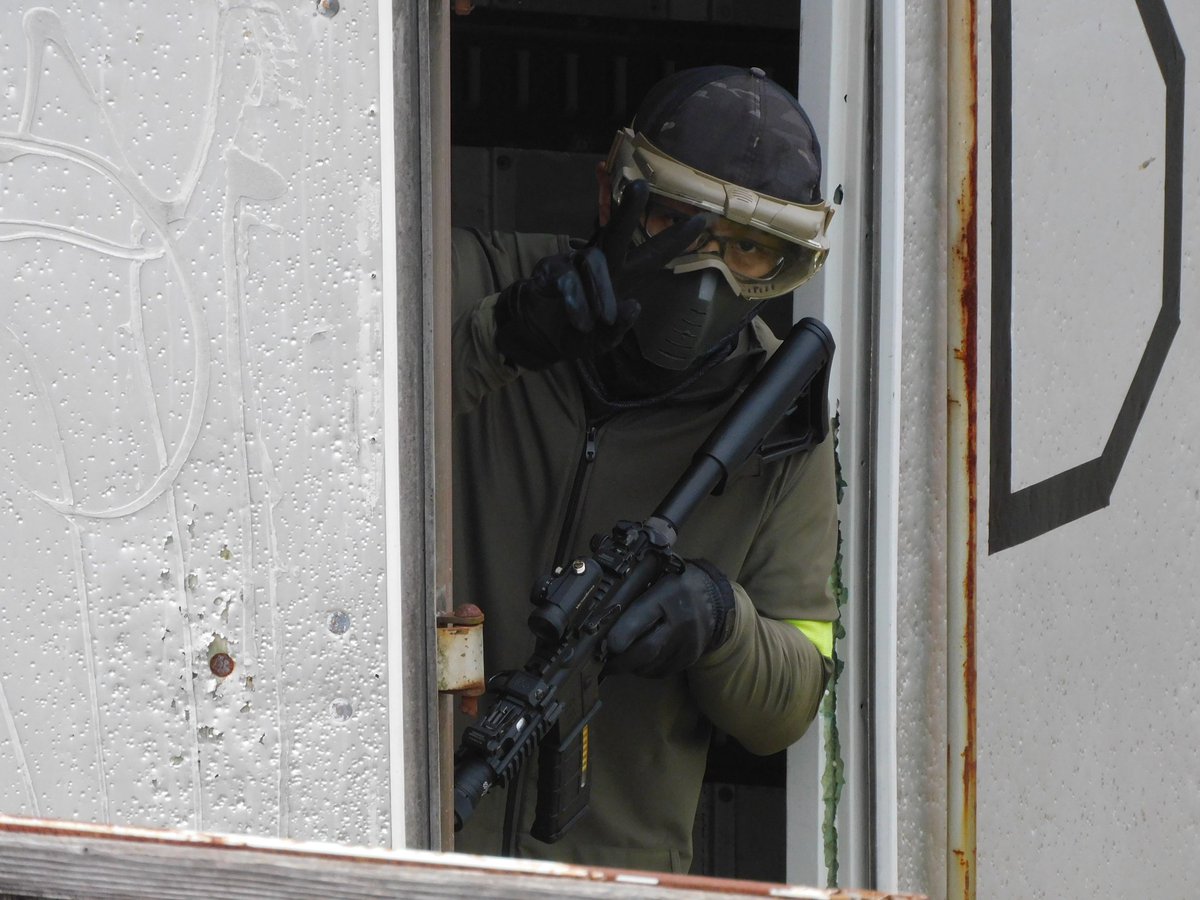 今日もサバゲ楽しかった😊
メイン機の修理調整もやっといい感じになり、ジャンクから作ったサバ友の愛銃もどきも活躍できて大満足の1日でした👍
こんな日があってもいいよね…
#レッツロック　#レツロ　#サバゲ　#久しぶりのサバ友も皆さんお元気でなにより😊