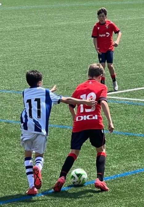 CDRiverEga1925's tweet photo. XI TORNEO INFANTIL "VILLA DE ANDOSILLA".
2a Semifinal:
@Osasuna 2
@RealSociedad 1
17.00 h Final consolación
@cdtudelano 🆚 @RealSociedad
18.15 h GRAN FINAL
@RealZaragoza 🆚 @Osasuna 
#SomosRiver #Desde1925 https://t.co/lnXkpHNrTj