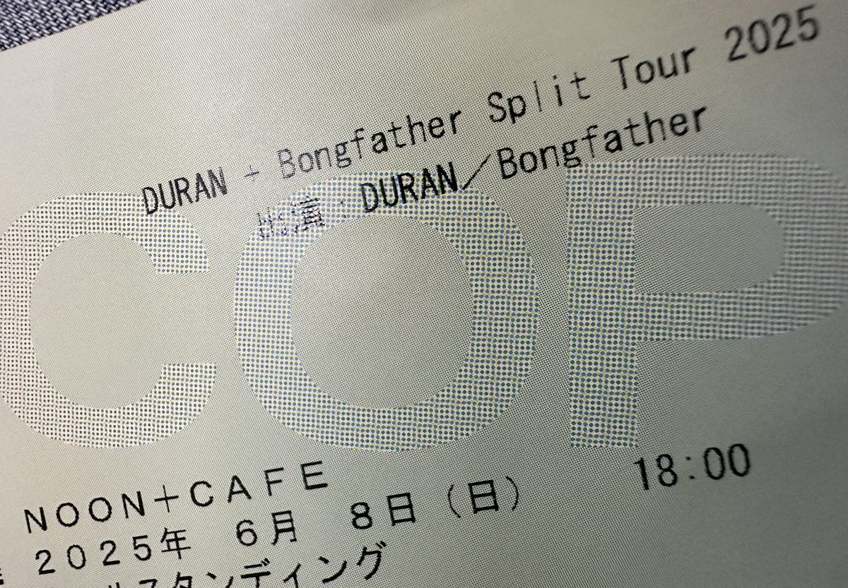 tosyokanpolice's tweet image. DURANさんのライブ久しぶりで、生で🎸浴びられて最高でした😆
MASAEさんとShihoさんもカッコよかったです。
チェキが直前で終了したのが残念でしたが、DURANさんの人気の現れやと思いました。
雨上がりの帰り道、大きな傘を使わずに済んでよかったです👍
#DURAN
#MASAE
#Shiho