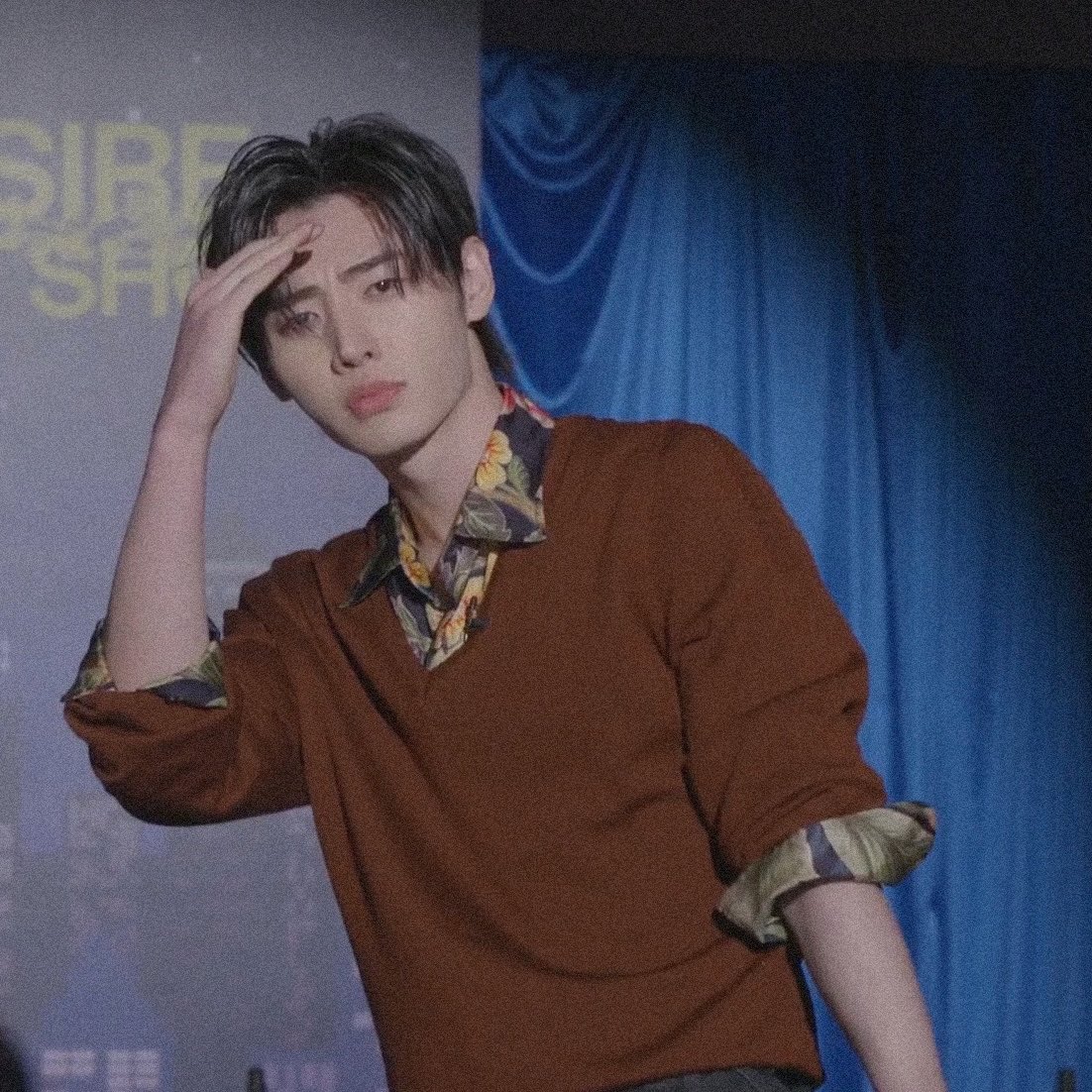 [DESIRE : UNLEASH ] 250608

COMEBACK LIVE — #성훈 CUT 📺
🔗: weverse.io/enhypen/live/1…

DESIRE AWAKENS IN BLOODLIGHT
#DESIRE_UNLEASH #BadDesire #WithorWithoutYou #SUNGHOON
#ENHYPEN_SUNGHOON #엔하이픈_성훈